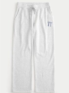 Hollister light grey relaxed sweats xxs